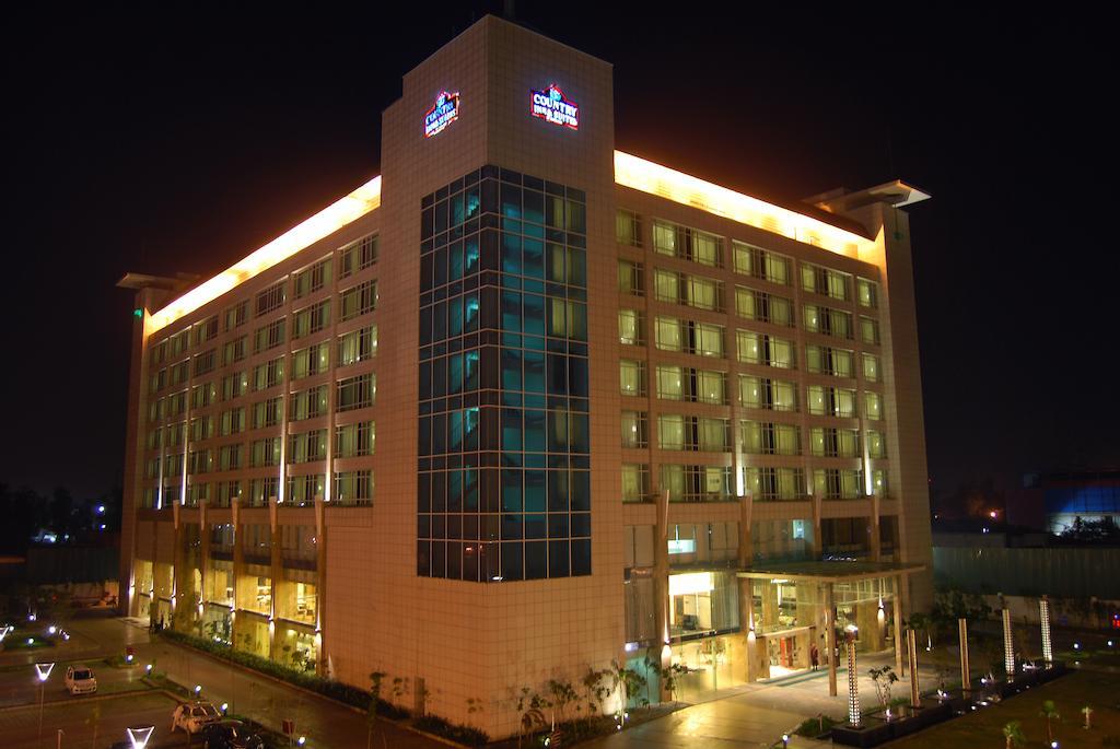 Country Inn & Suites By Radisson, Sahibabad Газиабад Экстерьер фото