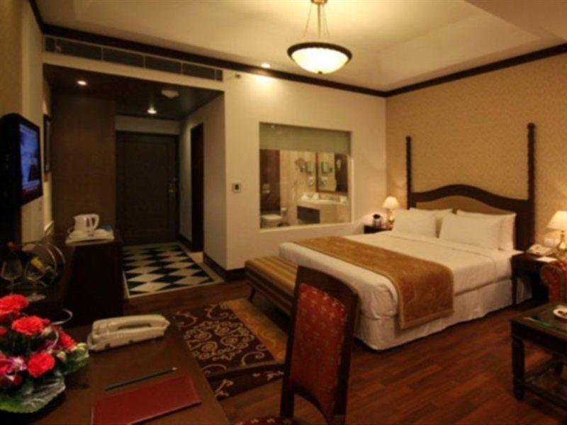 Country Inn & Suites By Radisson, Sahibabad Газиабад Экстерьер фото